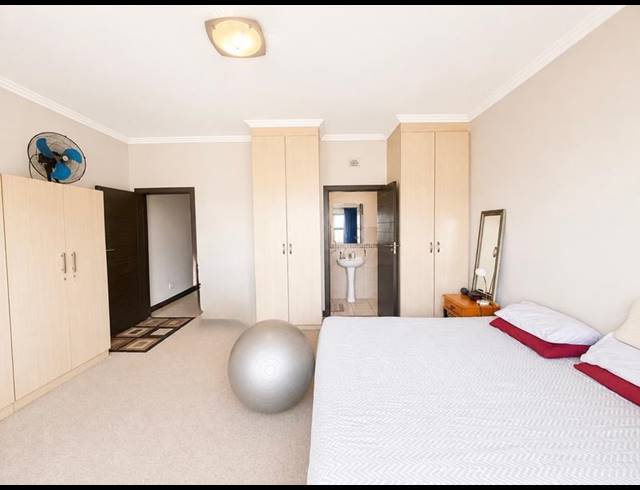 1 BEDROOM APARTMENT FOR SALE IN NEW TOWN CENTRE